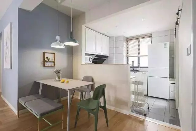 廣州裝修公司北歐風(fēng)格室內(nèi)裝修效果圖-餐廳 廣州裝修公司北歐風(fēng)格室內(nèi)裝修效果圖-餐廳