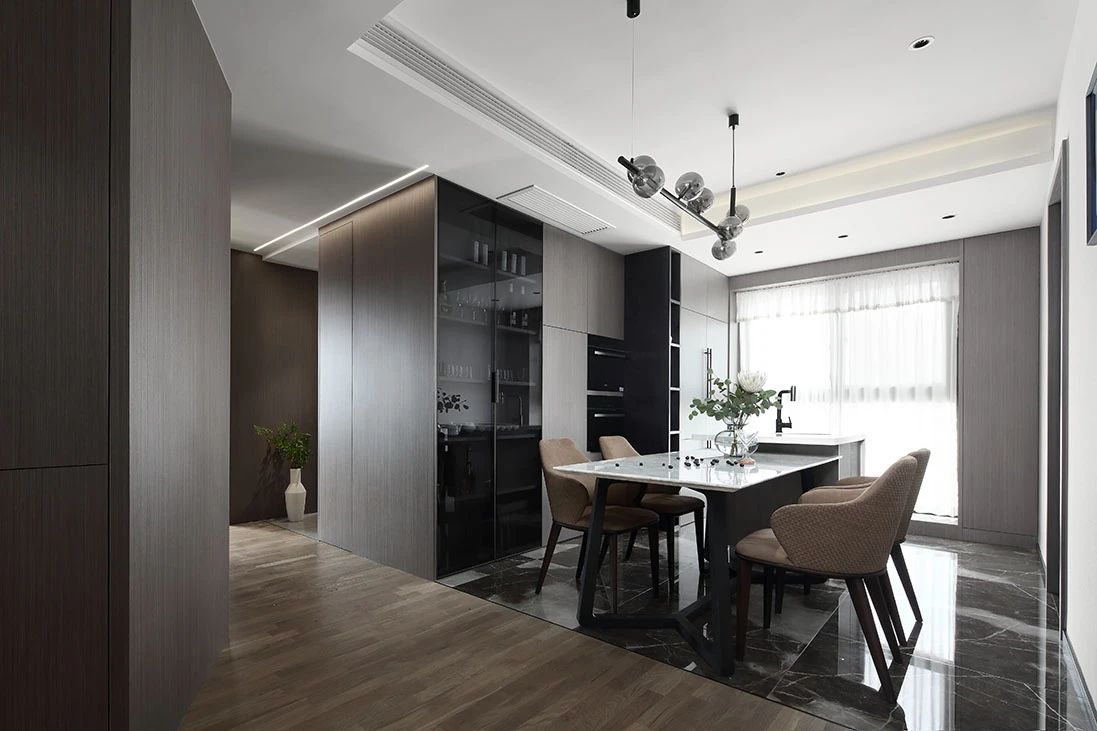 現(xiàn)代簡(jiǎn)約風(fēng)格室內(nèi)設(shè)計(jì)家裝案例-餐廳 現(xiàn)代簡(jiǎn)約風(fēng)格室內(nèi)設(shè)計(jì)家裝案例-餐廳