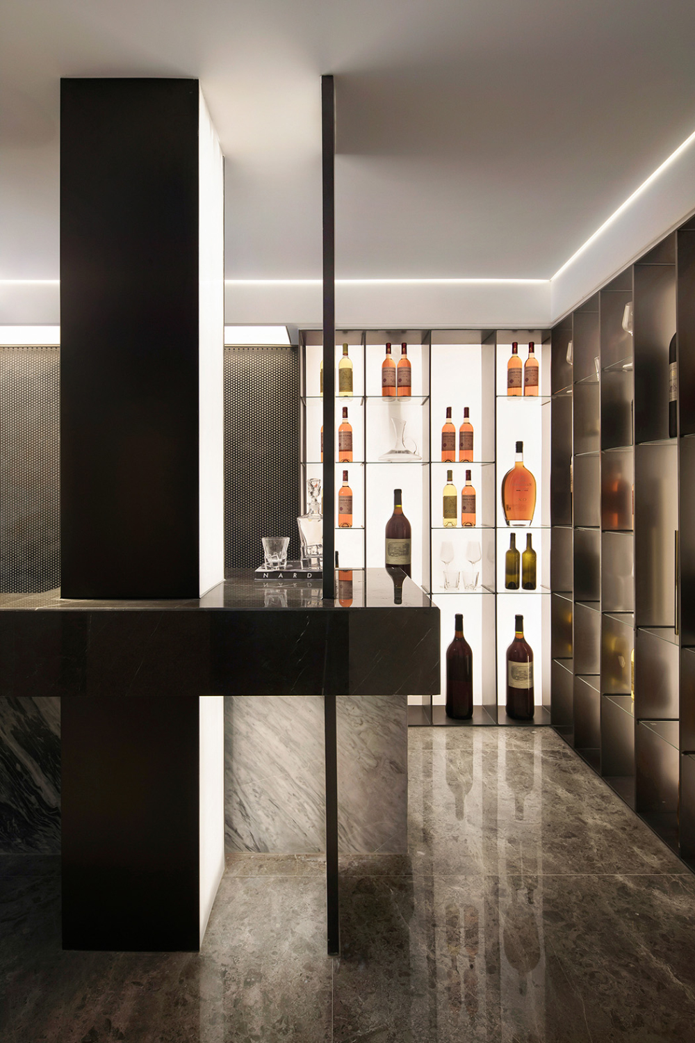 現代前衛風格別墅家裝案例效果圖-酒柜 現代前衛風格別墅家裝案例效果圖-酒柜