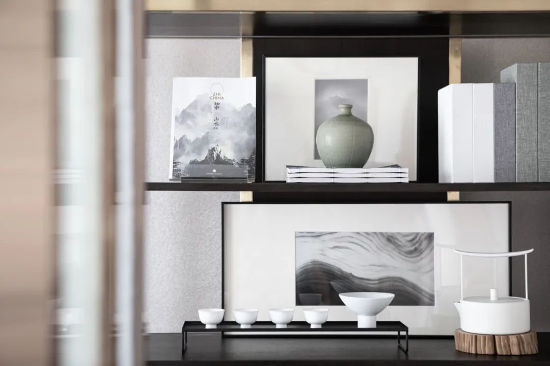 輕奢風格家裝設計別墅裝修效果圖-裝飾品 輕奢風格家裝設計別墅裝修效果圖-裝飾品