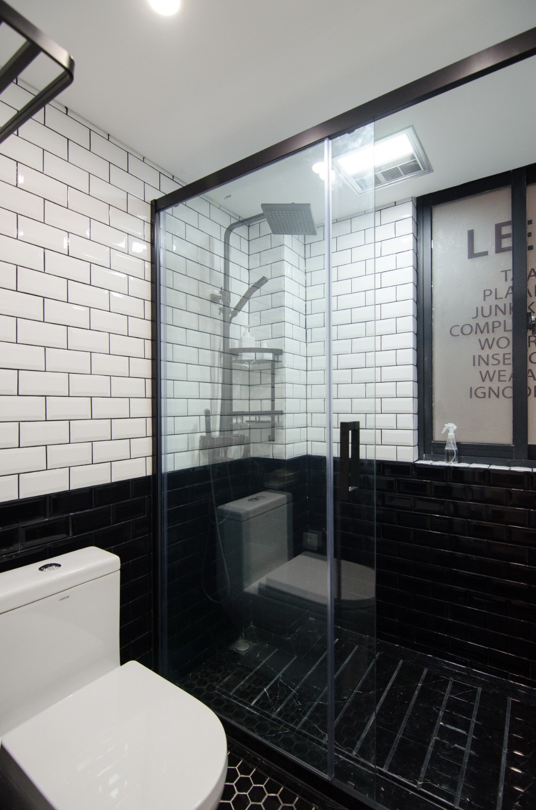 現代簡約風格家裝設計室內裝修效果圖-衛生間 現代簡約風格家裝設計室內裝修效果圖-衛生間