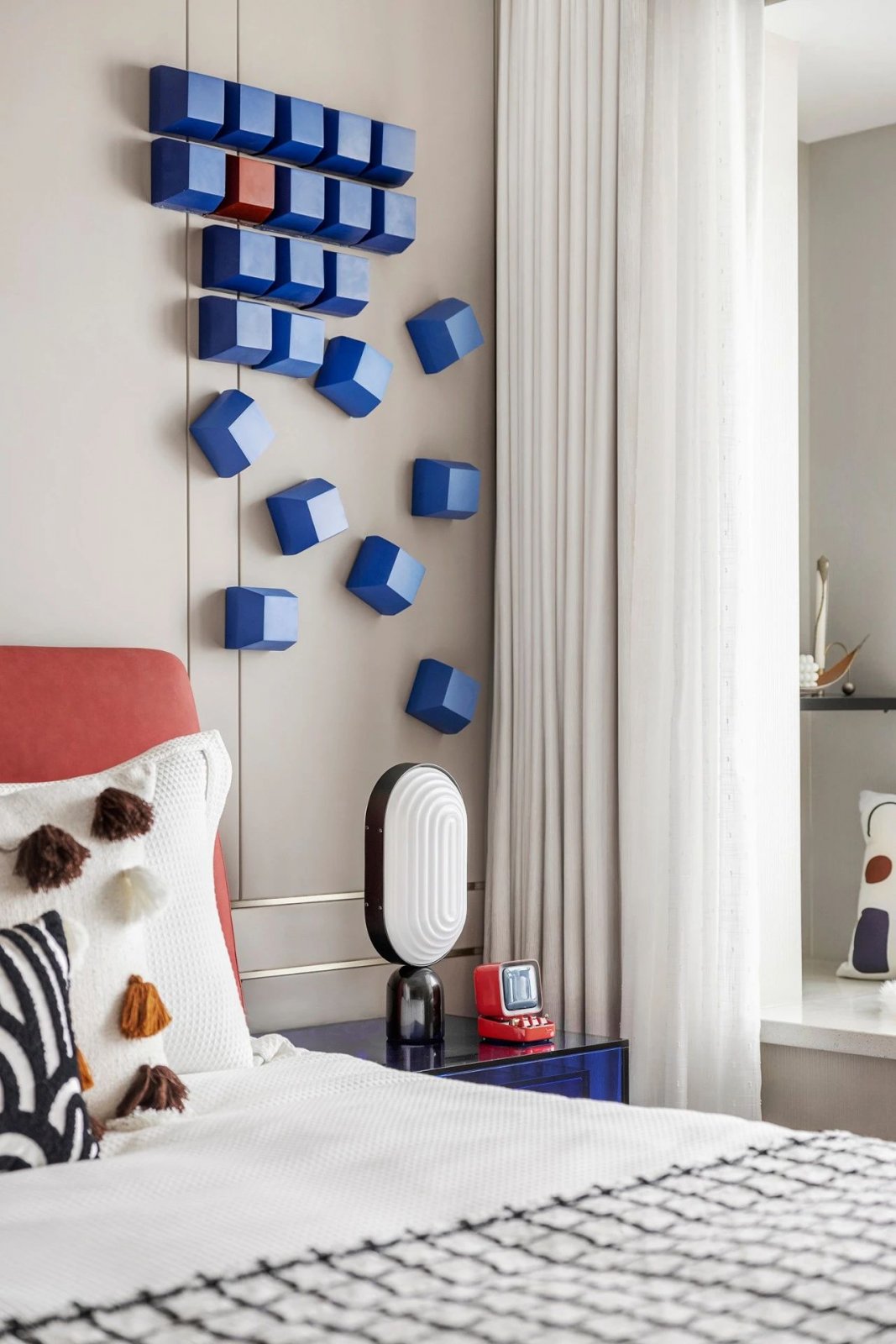 現代前衛風格家裝設計室內裝修效果圖-主臥床頭柜 現代前衛風格家裝設計室內裝修效果圖-主臥床頭柜