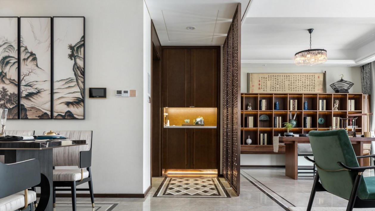 新中式風格室內(nèi)家裝案例效果圖-玄關(guān) 新中式風格室內(nèi)家裝案例效果圖-玄關(guān)