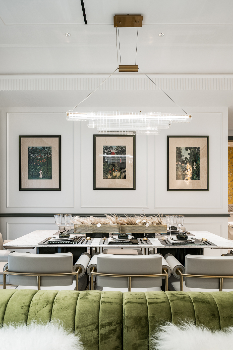 歐式輕奢風格家裝設計室內裝修效果圖-餐廳 歐式輕奢風格家裝設計室內裝修效果圖-餐廳