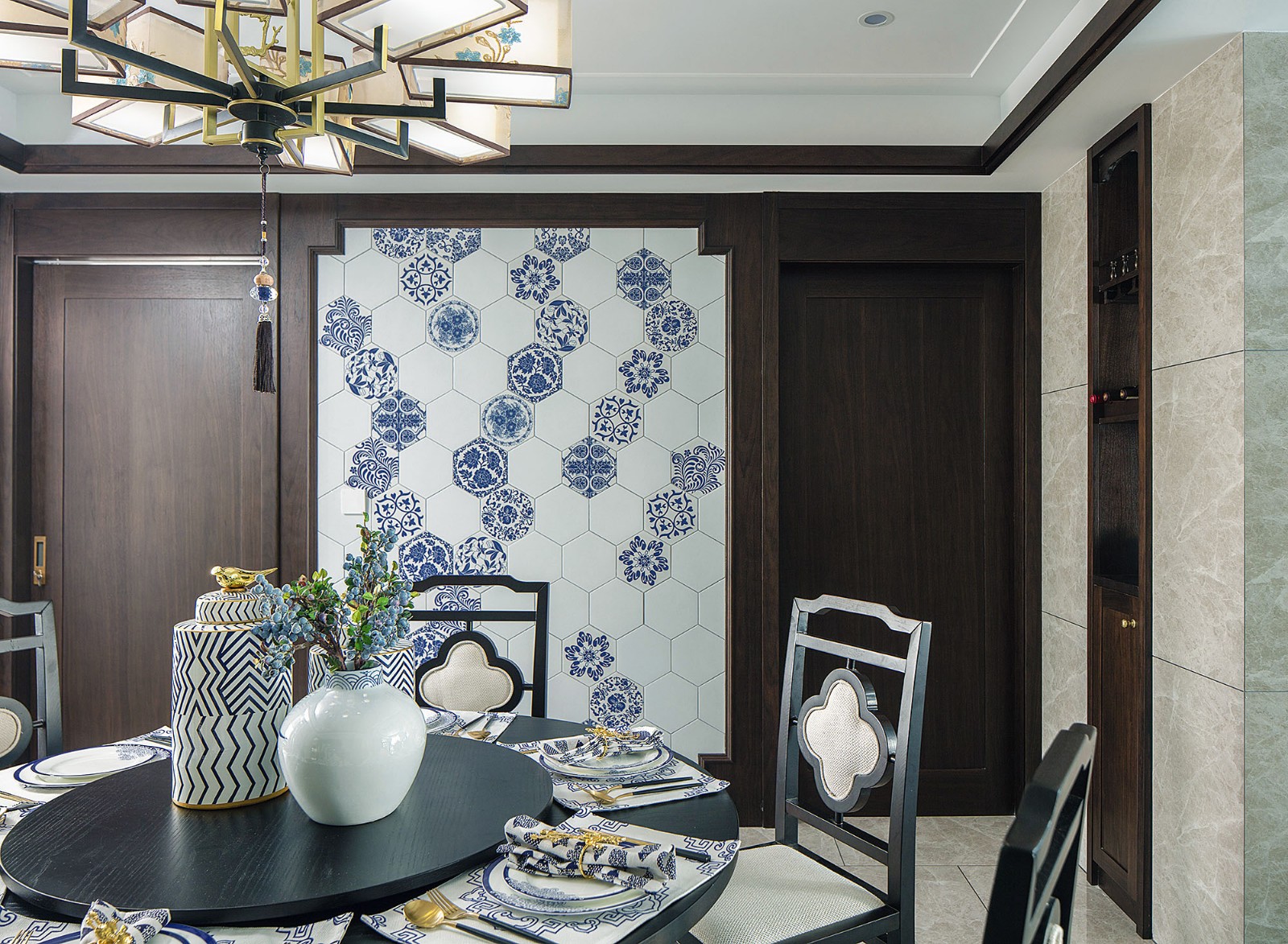 裝修案例新中式風格室內裝修效果圖-餐廳 裝修案例新中式風格室內裝修效果圖-餐廳