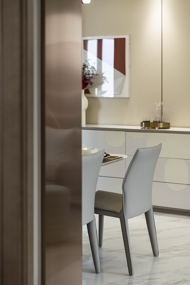 現代輕奢風格室內設計家裝案例-餐桌 現代輕奢風格室內設計家裝案例-餐桌