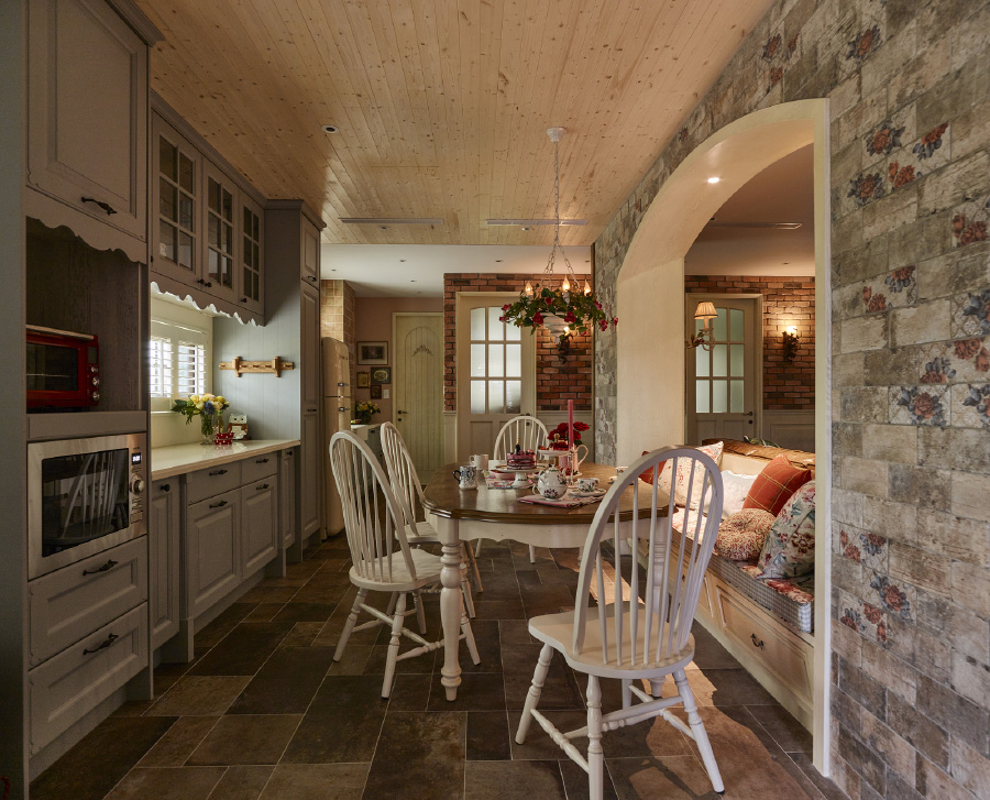 南航碧花園別墅360平米田園風格裝修案例-花園玄關桌椅 南航碧花園別墅360平米田園風格裝修案例-花園玄關桌椅