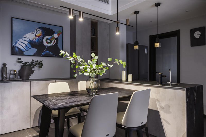 裝修案例現(xiàn)代輕奢風格室內裝修效果圖-餐廳 裝修案例現(xiàn)代輕奢風格室內裝修效果圖-餐廳