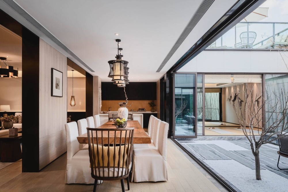 新中式風(fēng)格別墅室內(nèi)設(shè)計(jì)案例-餐廳 新中式風(fēng)格別墅室內(nèi)設(shè)計(jì)案例-餐廳