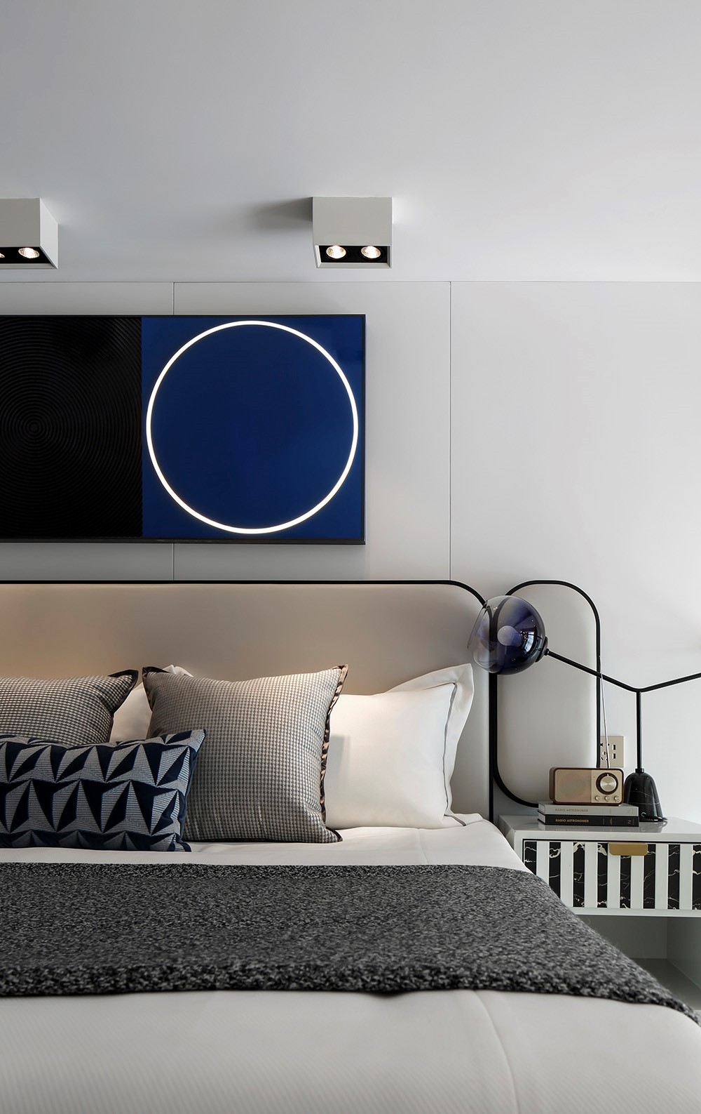 現代前衛風格室內家裝案例效果圖-臥室 現代前衛風格室內家裝案例效果圖-臥室