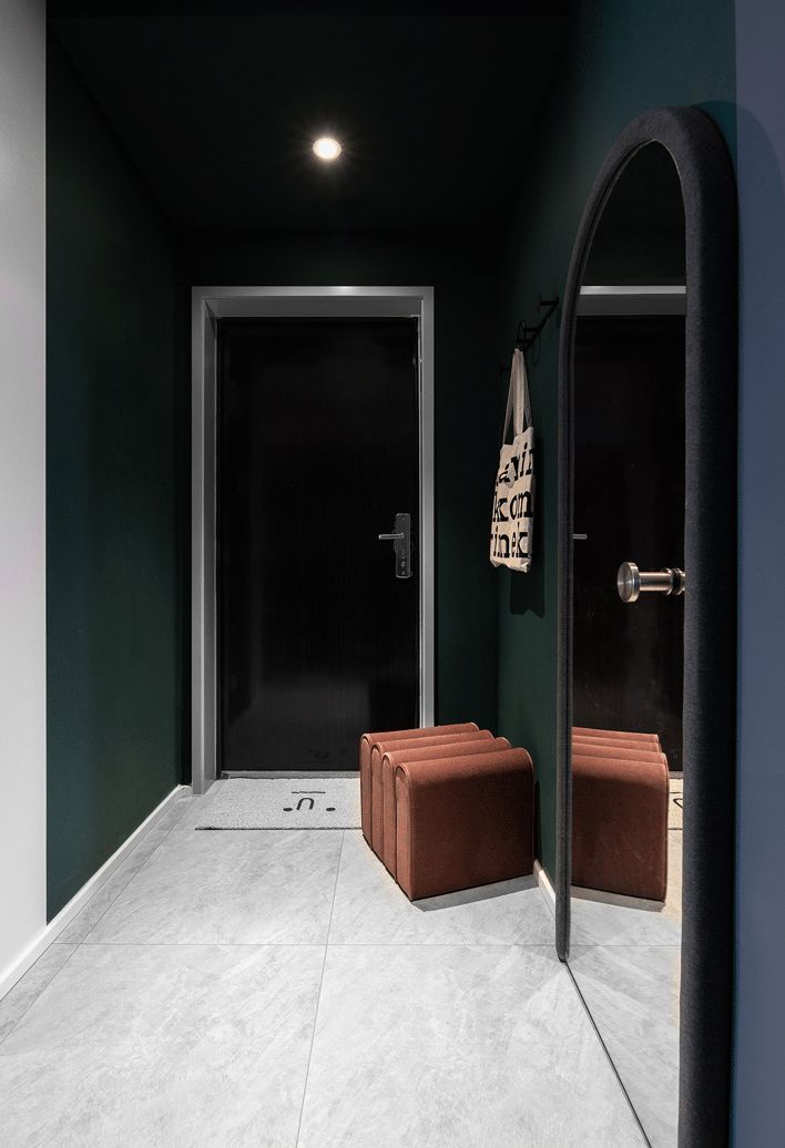 裝修案例輕奢風(fēng)格室內(nèi)裝修效果圖-玄關(guān) 裝修案例輕奢風(fēng)格室內(nèi)裝修效果圖-玄關(guān)