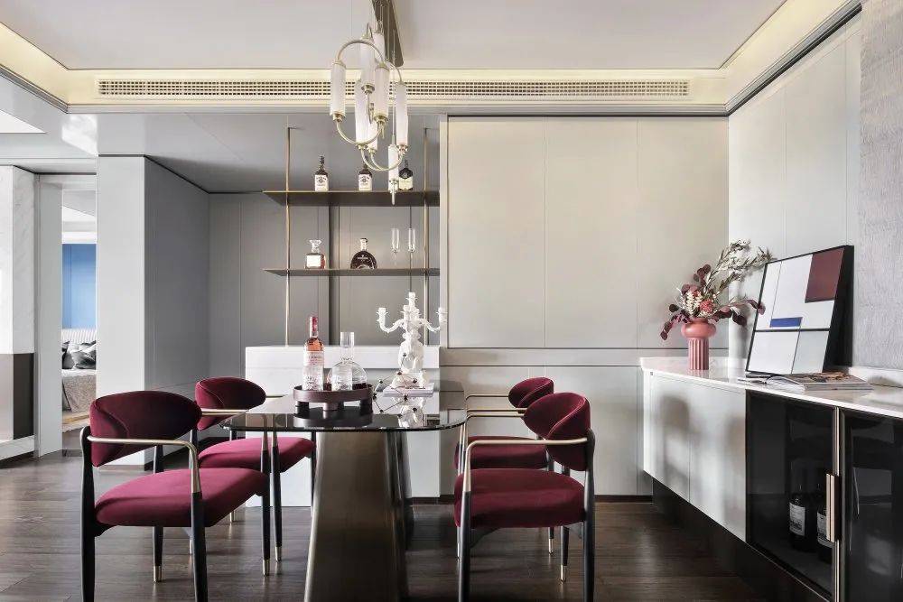 現(xiàn)代歐式風(fēng)格室內(nèi)設(shè)計家裝案例-餐廳 現(xiàn)代歐式風(fēng)格室內(nèi)設(shè)計家裝案例-餐廳