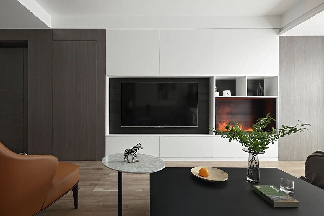 現(xiàn)代簡(jiǎn)約風(fēng)格室內(nèi)設(shè)計(jì)家裝案例-客廳電視背景墻 現(xiàn)代簡(jiǎn)約風(fēng)格室內(nèi)設(shè)計(jì)家裝案例-客廳電視背景墻