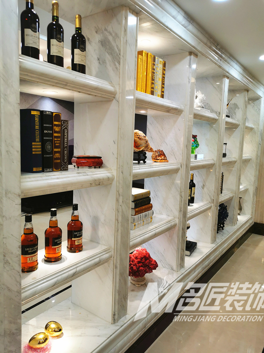 歐式別墅裝修設(shè)計-沙發(fā)背景墻 歐式別墅裝修設(shè)計-沙發(fā)背景墻